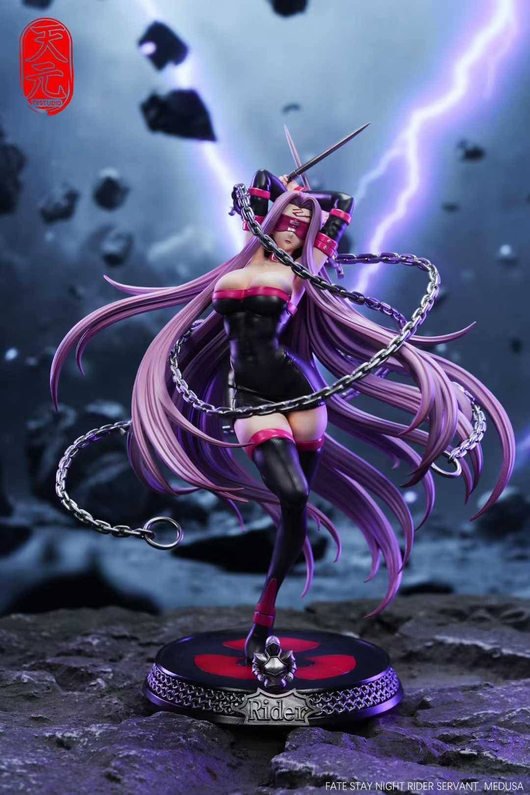 TY STUDIO - RIDER MEDUSA