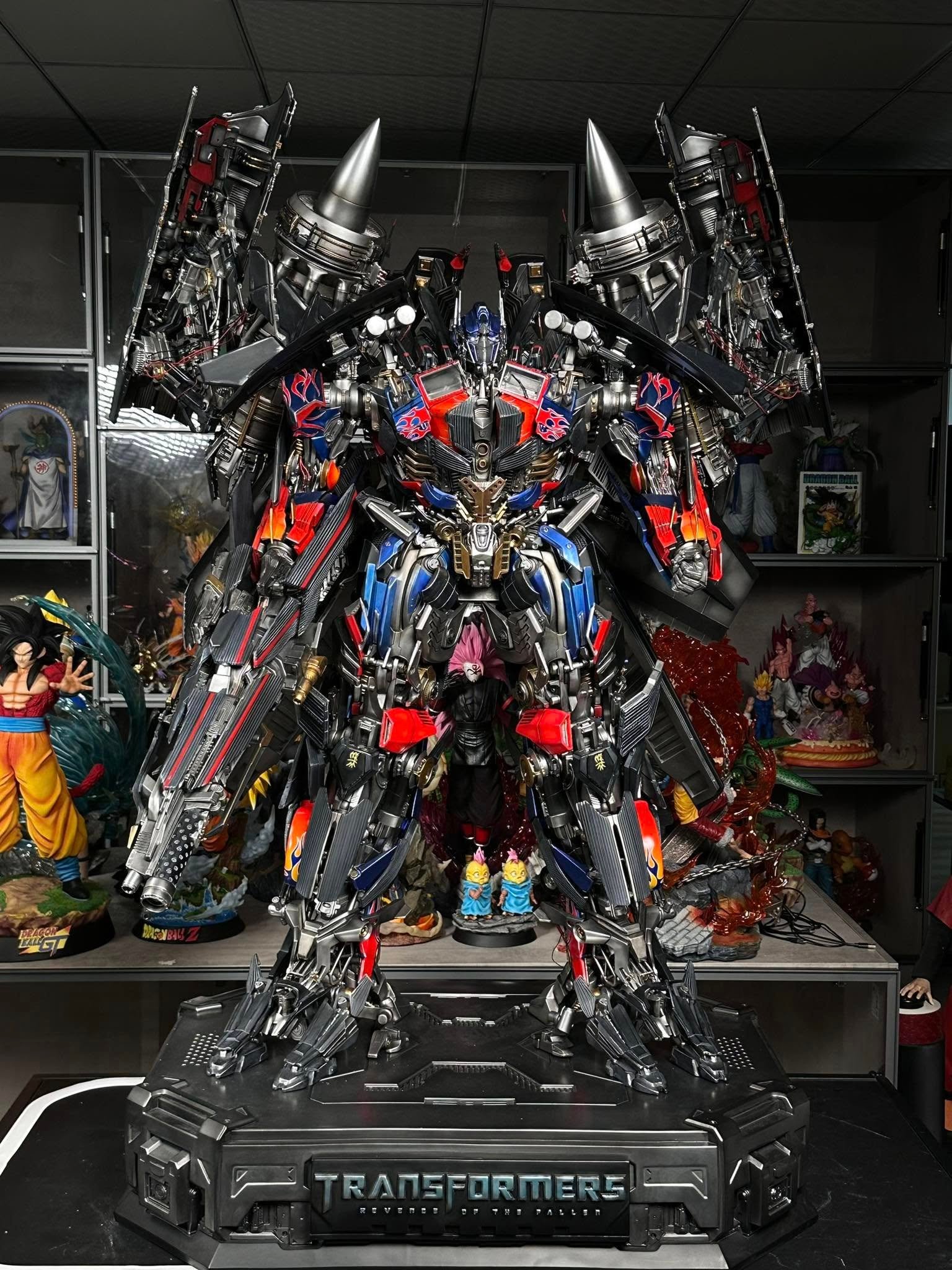 QUEEN STUDIO - TRANSFORMER TF2 JETPOWER OPTIMUS PRIME (LICENSED)