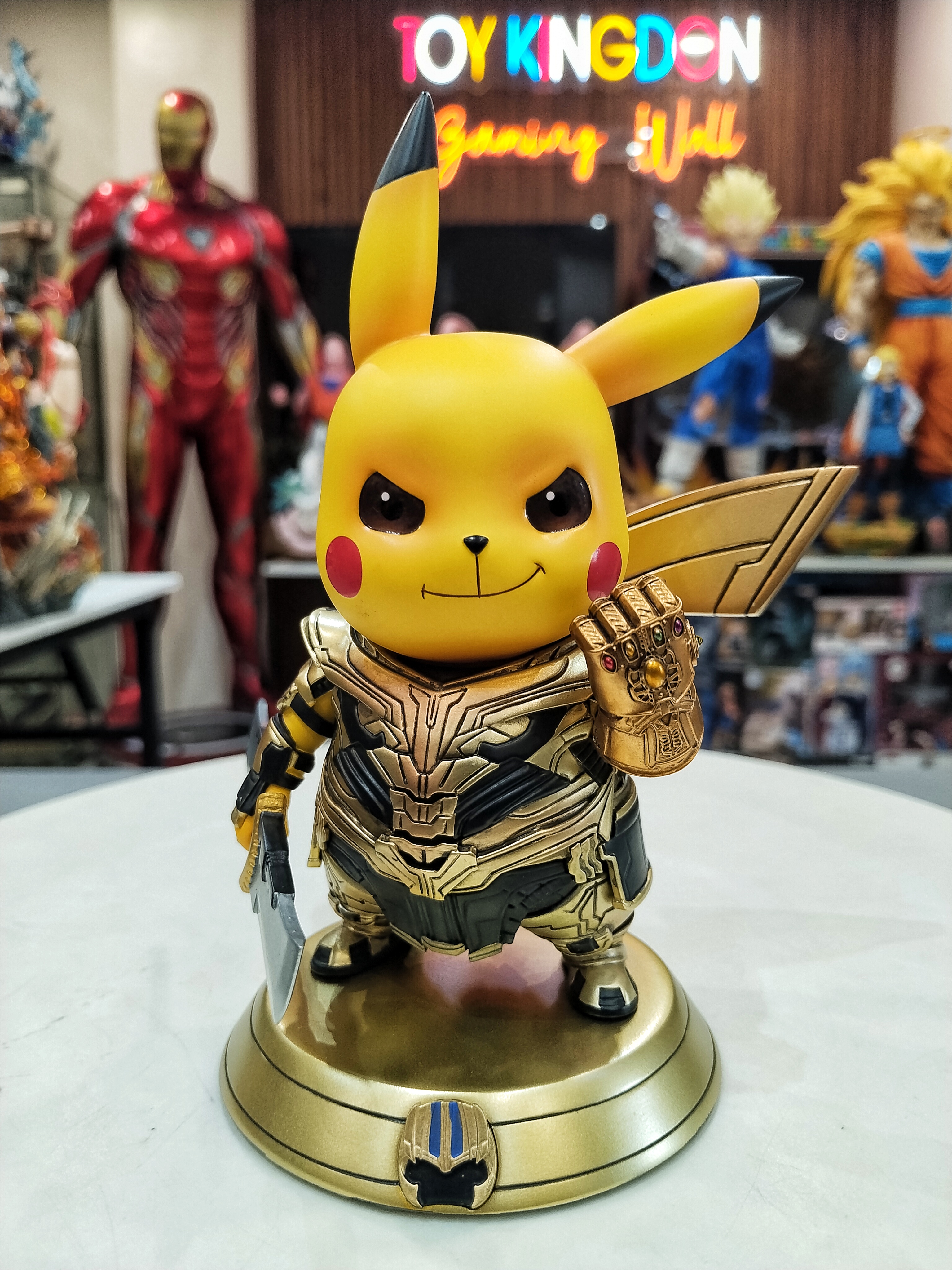NEWBRA STUDIO - THANOS PIKACHU