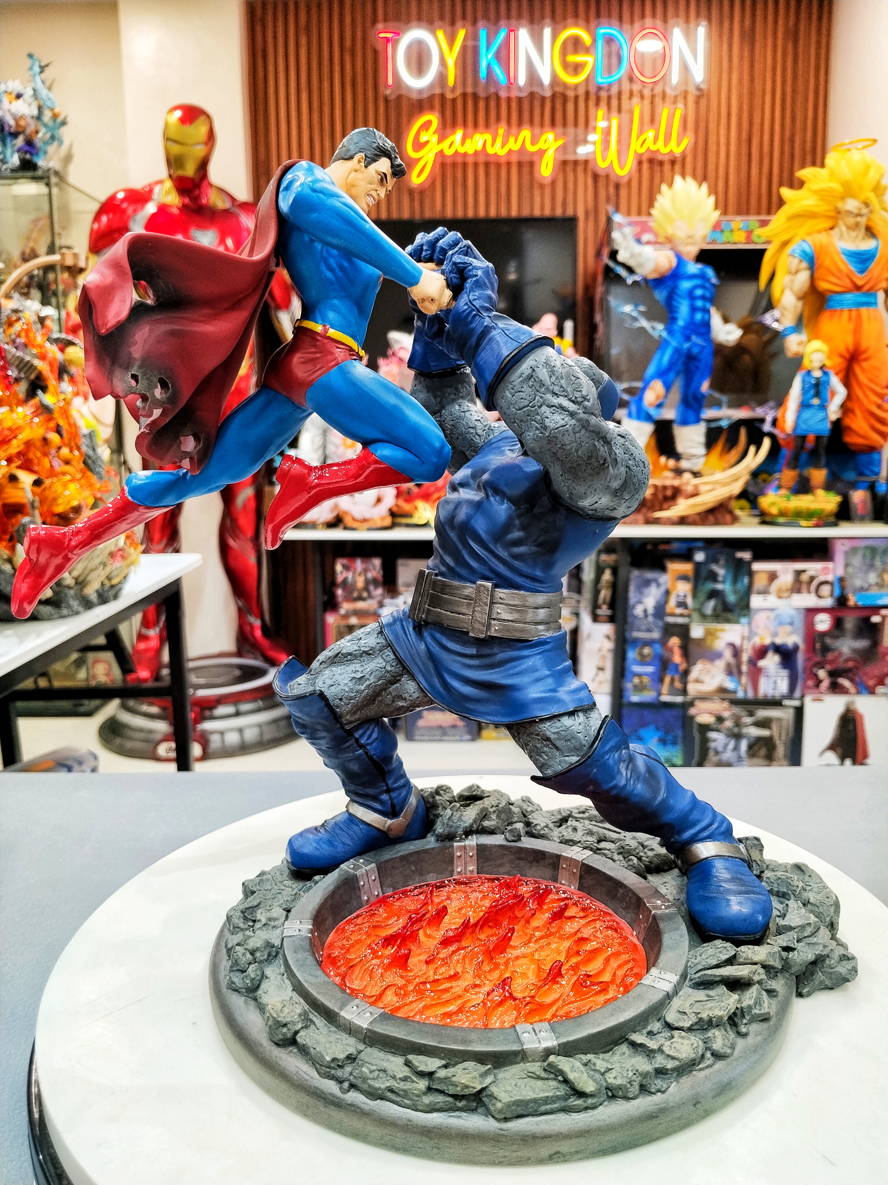 DC DIRECT STUDIO - Superman Vs DARKSEID