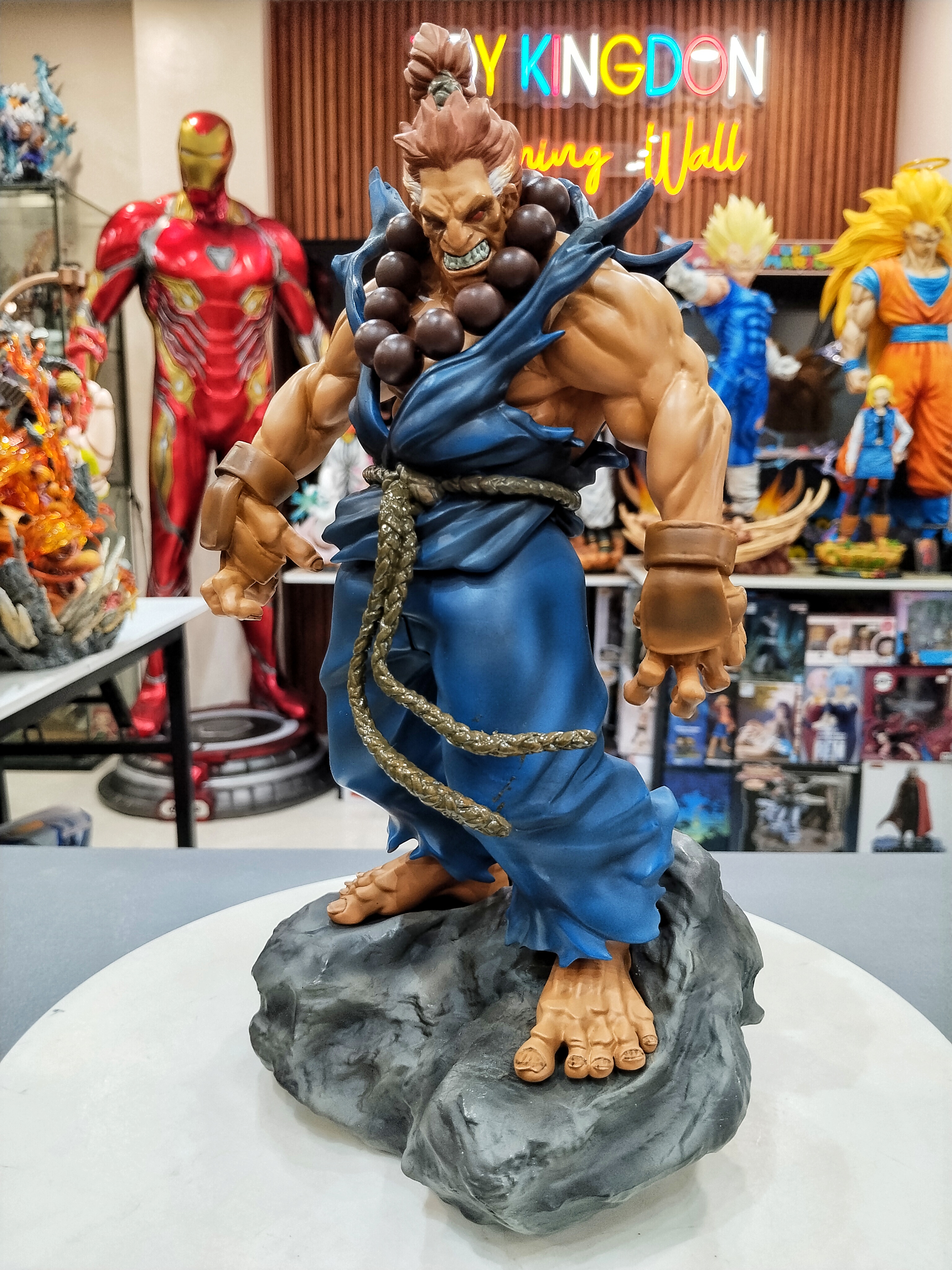 SOTA TOYS - STREET FIGHTER AKUMA