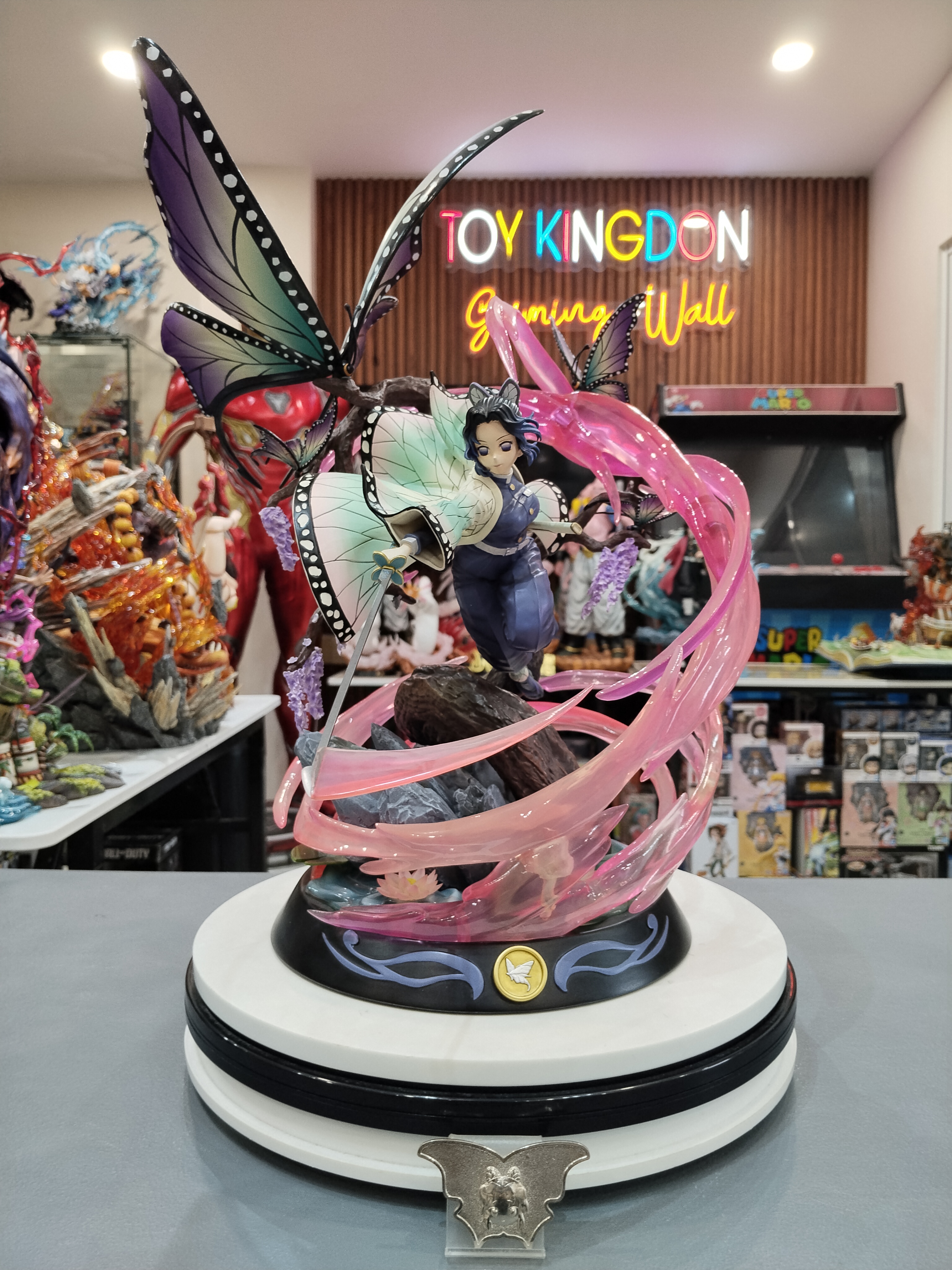 MAGIC CUBE STUDIO - SHINOBU KOCHO